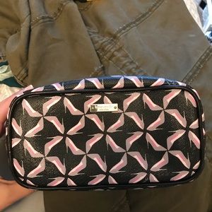 Kate spade New York cosmetic case